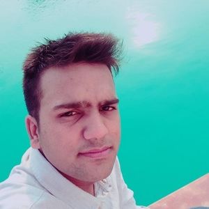 Meet your Posher, Deepak